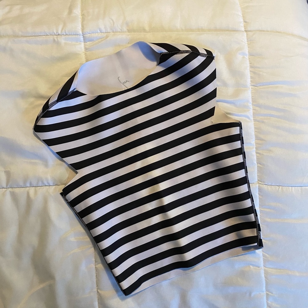 striped swim top!